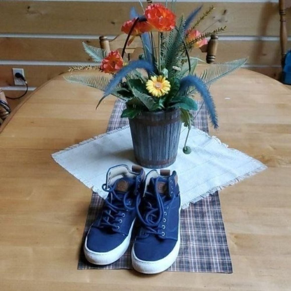 Vans Super‎ Cush Blue High Tops Sz. 6.5 Athletic Sneakers